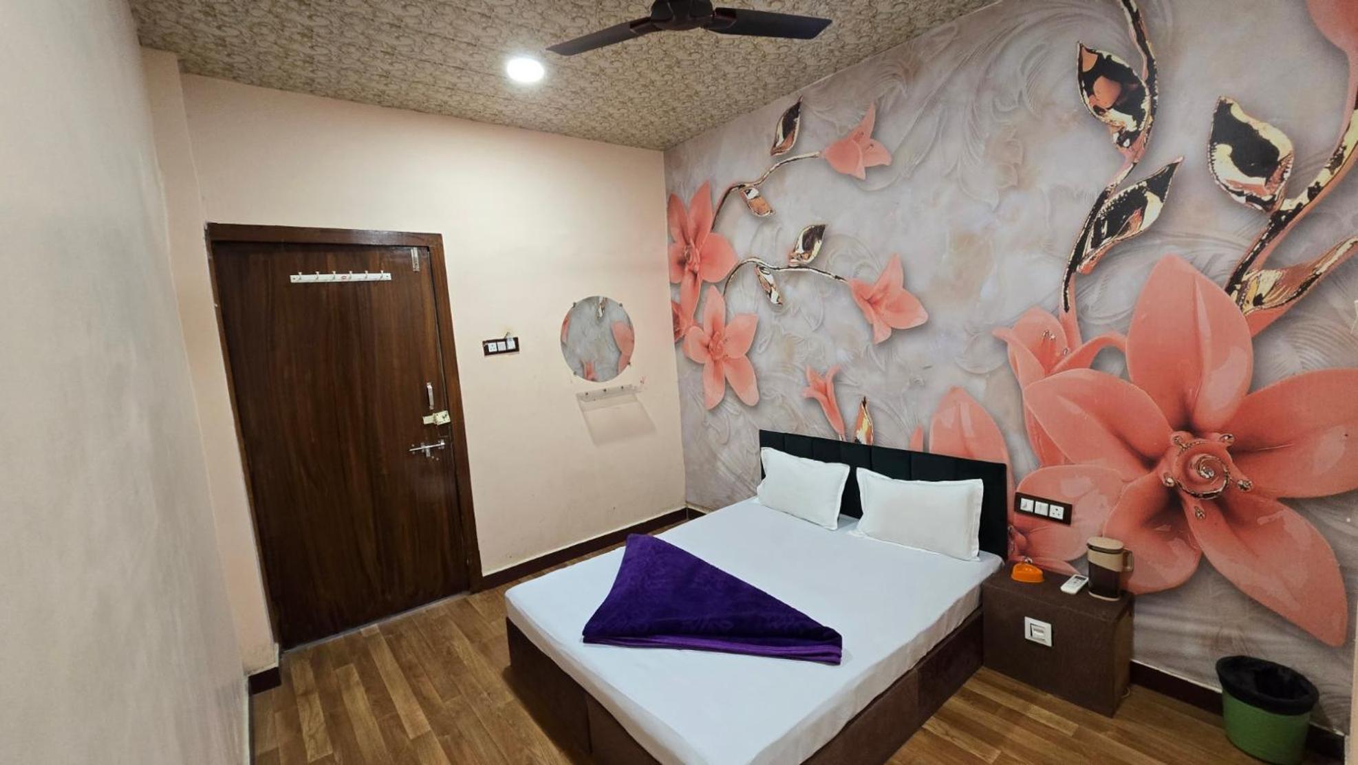 Hotel Maheshwari Green'S Ujjain Εξωτερικό φωτογραφία