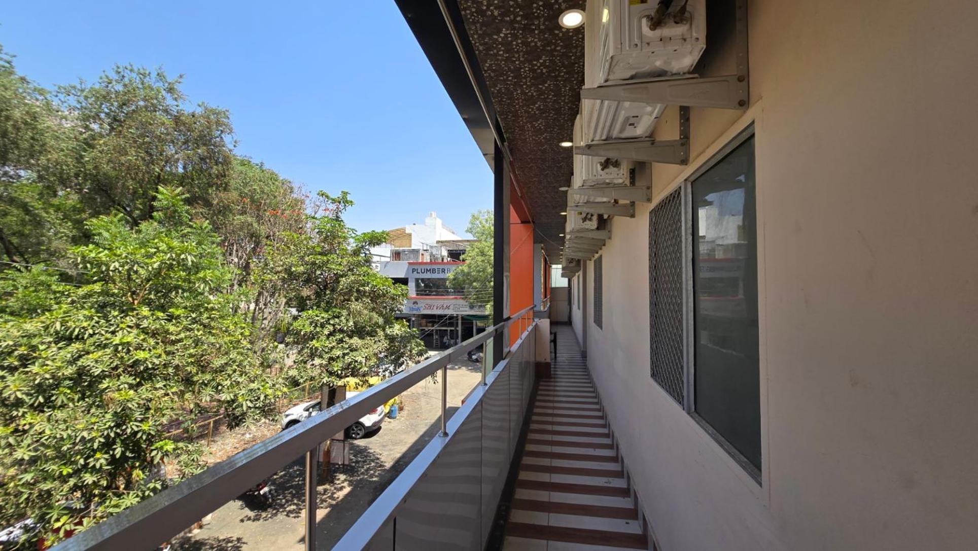 Hotel Maheshwari Green'S Ujjain Εξωτερικό φωτογραφία
