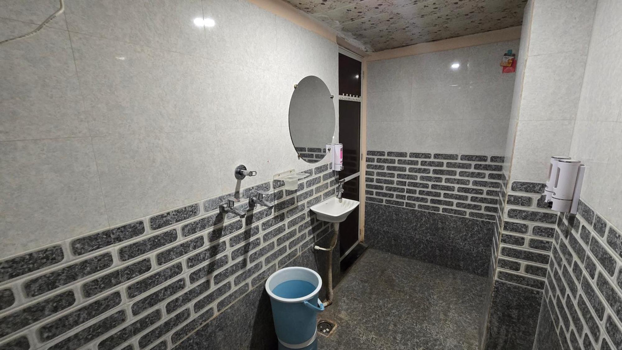 Hotel Maheshwari Green'S Ujjain Εξωτερικό φωτογραφία